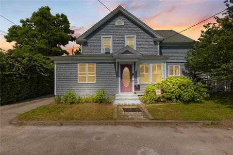 4 Cornell Ave, Warren, RI 02885