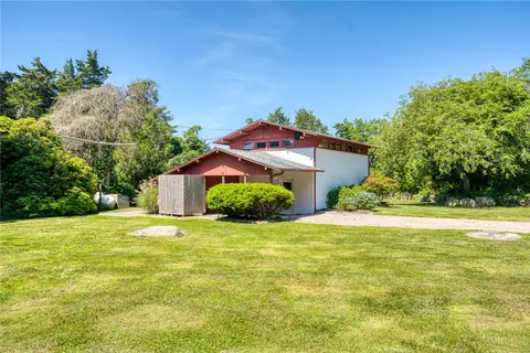 10 Morris Rd, Westerly, RI 02891