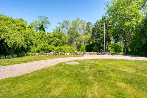 Exterior - 10 Morris Rd, Westerly, RI 02891 photo 8 of 13