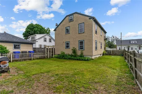 99 Third St, West Warwick, RI 02893
