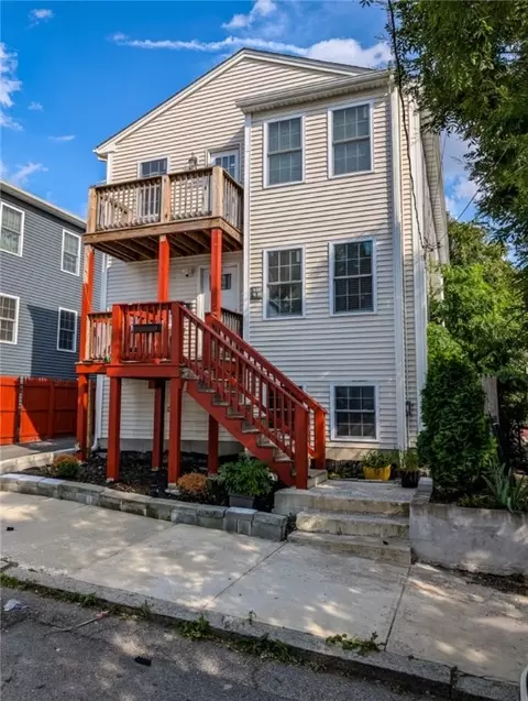 61 Marietta St, Providence, RI 02904