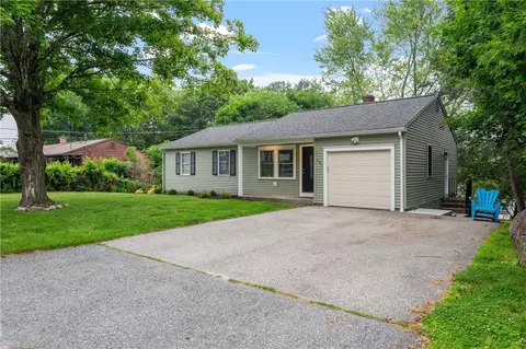 607 Knollwood Dr, Woonsocket, RI 02895 photo 26