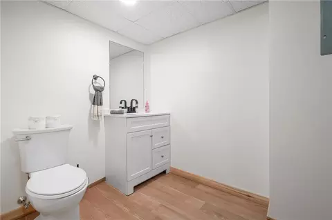 607 Knollwood Dr, Woonsocket, RI 02895 photo 21