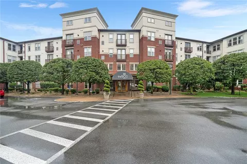 1000 Providence Pl #112, Providence, RI 02903