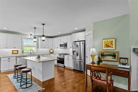 Kitchen - 83 Silas Hill Way, Exeter, RI 02822 photo 2 of 4