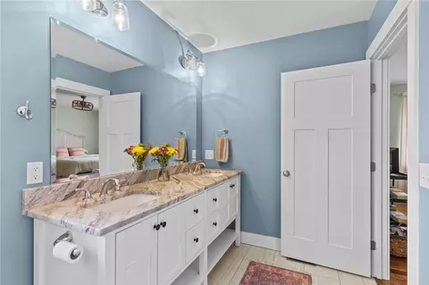 Bath - 83 Silas Hill Way, Exeter, RI 02822 photo 3 of 5