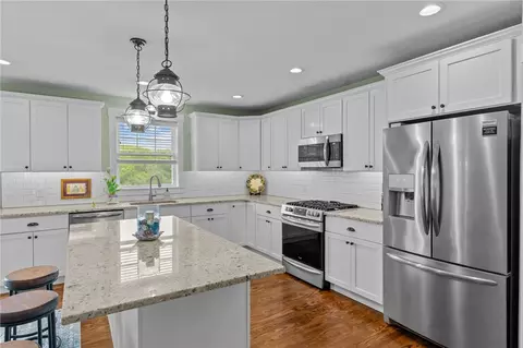 Kitchen - 83 Silas Hill Way, Exeter, RI 02822 photo 4 of 4