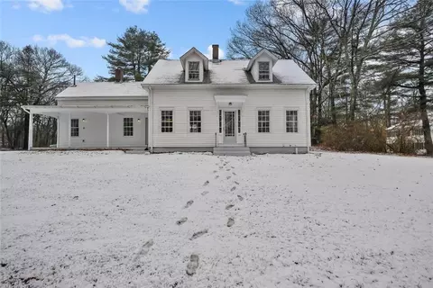 76 Deanville Rd, Attleboro, MA 02703