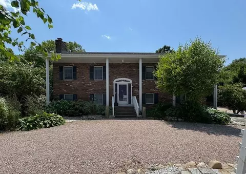 5 Jana Rd, Westerly, RI 02891