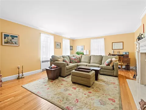 Living - 173 Gaskill St, Woonsocket, RI 02895 photo 1 of 5