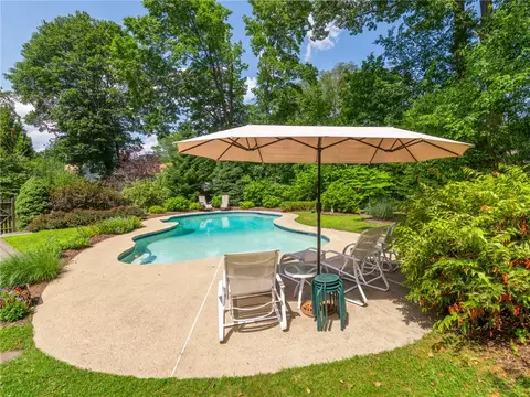 Exterior - 173 Gaskill St, Woonsocket, RI 02895 photo 8 of 13