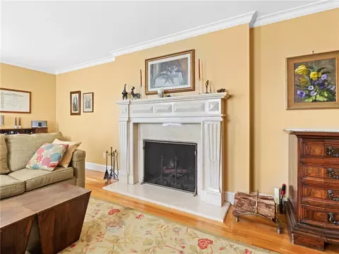 Living - 173 Gaskill St, Woonsocket, RI 02895 photo 2 of 5