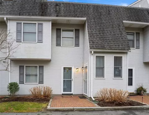 364 Bellevue Ave #D3, Newport, RI 02840