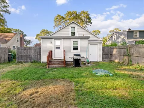 124 Everleth Ave, Warwick, RI 02888 photo 27