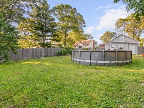 124 Everleth Ave, Warwick, RI 02888 photo 25