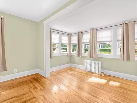 124 Everleth Ave, Warwick, RI 02888 photo 18