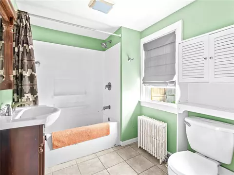 124 Everleth Ave, Warwick, RI 02888 photo 21