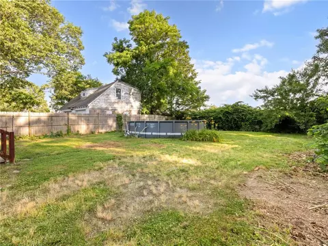 124 Everleth Ave, Warwick, RI 02888 photo 23