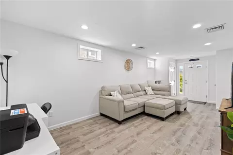 189 Progresso Ave, Woonsocket, RI 02895 photo 31