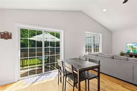 189 Progresso Ave, Woonsocket, RI 02895 photo 11