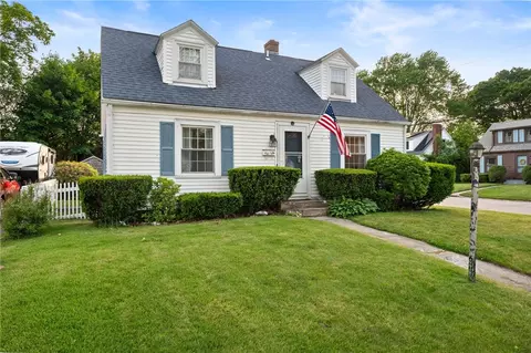 Exterior - 3 Arrow Ave, Warwick, RI 02886 photo 3 of 9