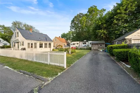 Exterior - 3 Arrow Ave, Warwick, RI 02886 photo 7 of 9