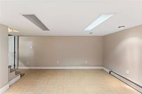 Living - 3 Arrow Ave, Warwick, RI 02886 photo 3 of 3