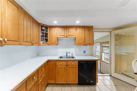Kitchen - 3 Arrow Ave, Warwick, RI 02886 photo 2 of 4