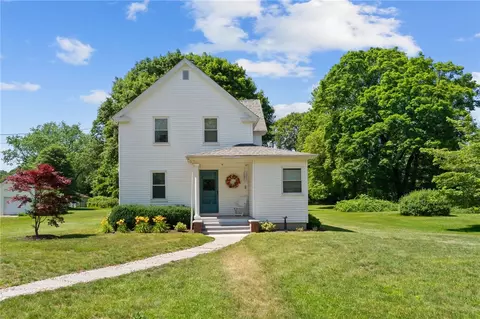 334 Fairgrounds Rd, West Kingston, RI 02892