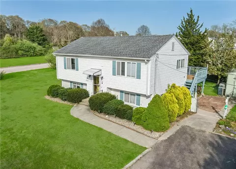 22 Sandy Ln, Westerly, RI 02891