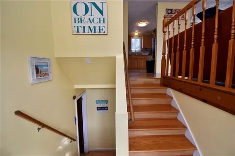 22 Sandy Ln, Westerly, RI 02891 photo 16