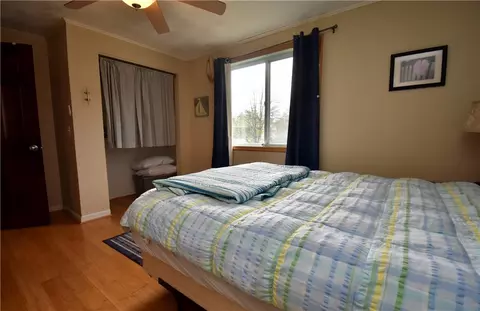 22 Sandy Ln, Westerly, RI 02891 photo 11
