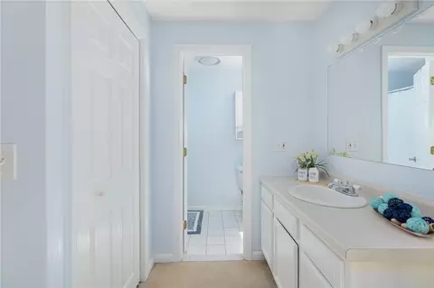 Bath - 223 Boulder View Dr, Warwick, RI 02886 photo 1 of 3
