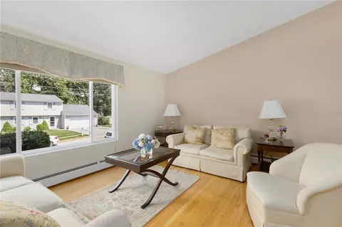 Living - 223 Boulder View Dr, Warwick, RI 02886 photo 1 of 2