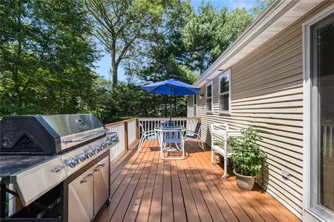 Exterior - 223 Boulder View Dr, Warwick, RI 02886 photo 4 of 12