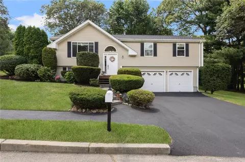 Exterior - 223 Boulder View Dr, Warwick, RI 02886 photo 2 of 12