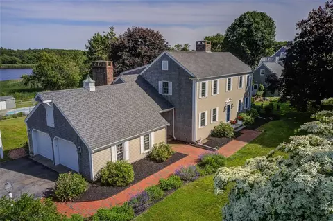 47 Fallon Dr, Westport, MA 02790