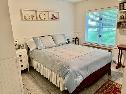 Bedroom - 8 Acorn Ct #E4, South Kingstown, RI 02879 photo 3 of 3