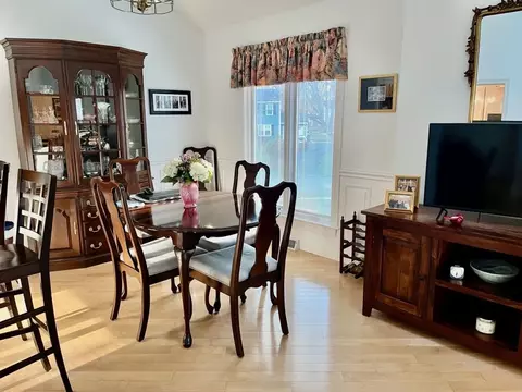 Dining - 8 Acorn Ct #E4, South Kingstown, RI 02879 photo 2 of 2