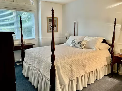 Bedroom - 8 Acorn Ct #E4, South Kingstown, RI 02879 photo 1 of 3