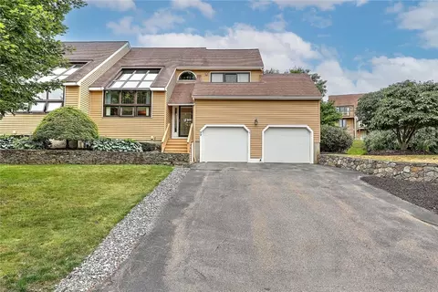 80 Fisher Rd #58, Cumberland, RI 02864