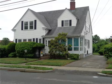 165 Grove Ave, East Providence, RI 02914