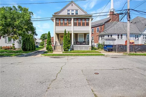 11 Branch Ave, Cranston, RI 02910