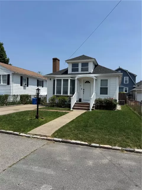 12 Gail Ave, Cranston, RI 02905
