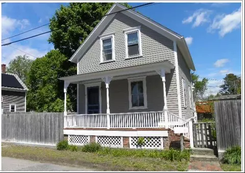 45 Maple Ave, Riverside, RI 02915