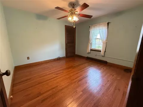 26 Flora Ave, Woonsocket, RI 02895 photo 7