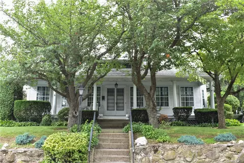 135 Olney Ave, North Providence, RI 02911