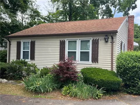 177 Spring St, East Greenwich, RI 02818
