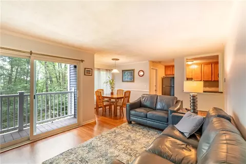 7 Wake Robin Rd #407, Lincoln, RI 02865