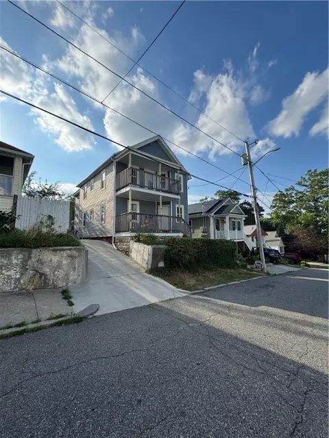 168 Devonshire St, Providence, RI 02908